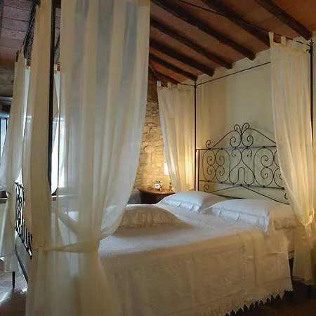 Country house Castellare De' Noveschi